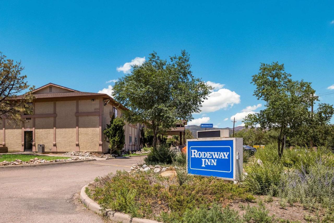 Rodeway Inn Colorado Springs Exteriér fotografie