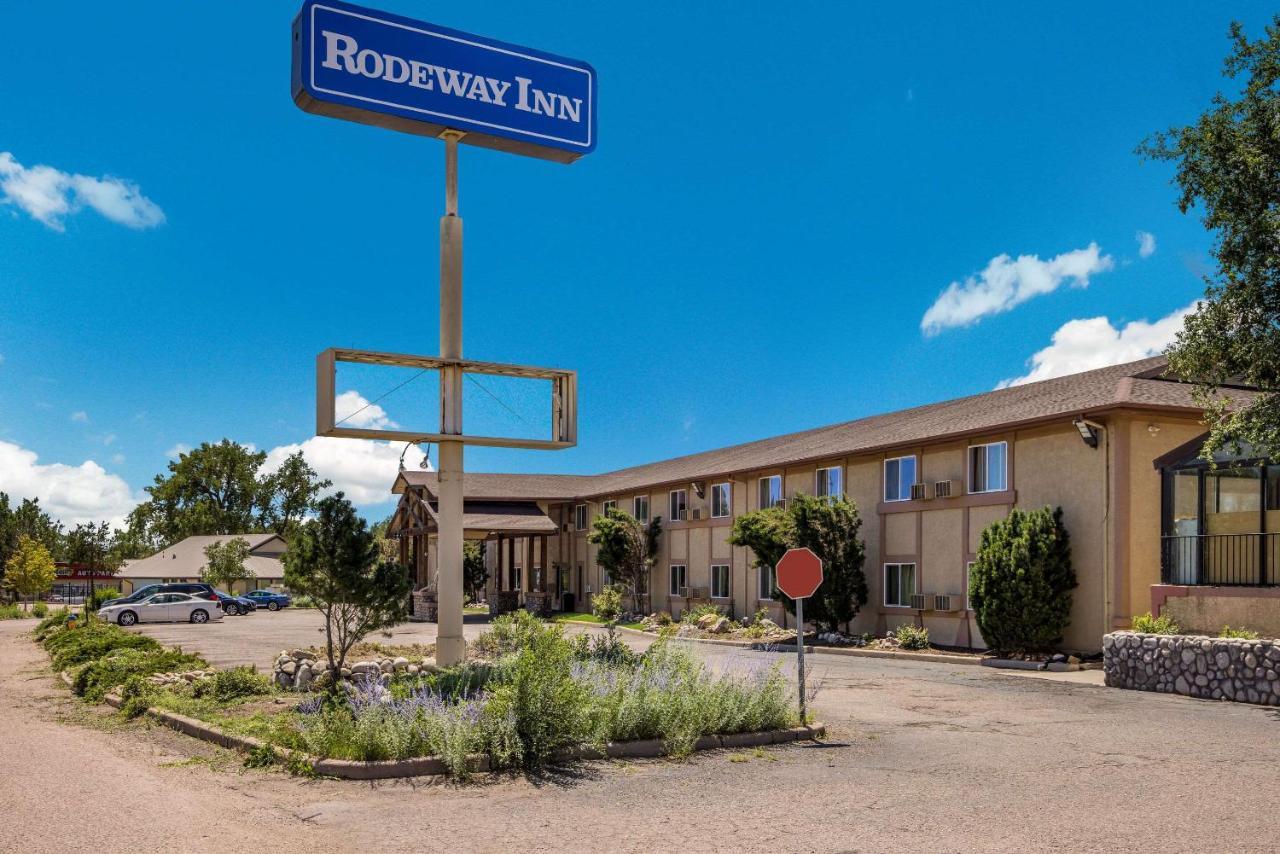 Rodeway Inn Colorado Springs Exteriér fotografie