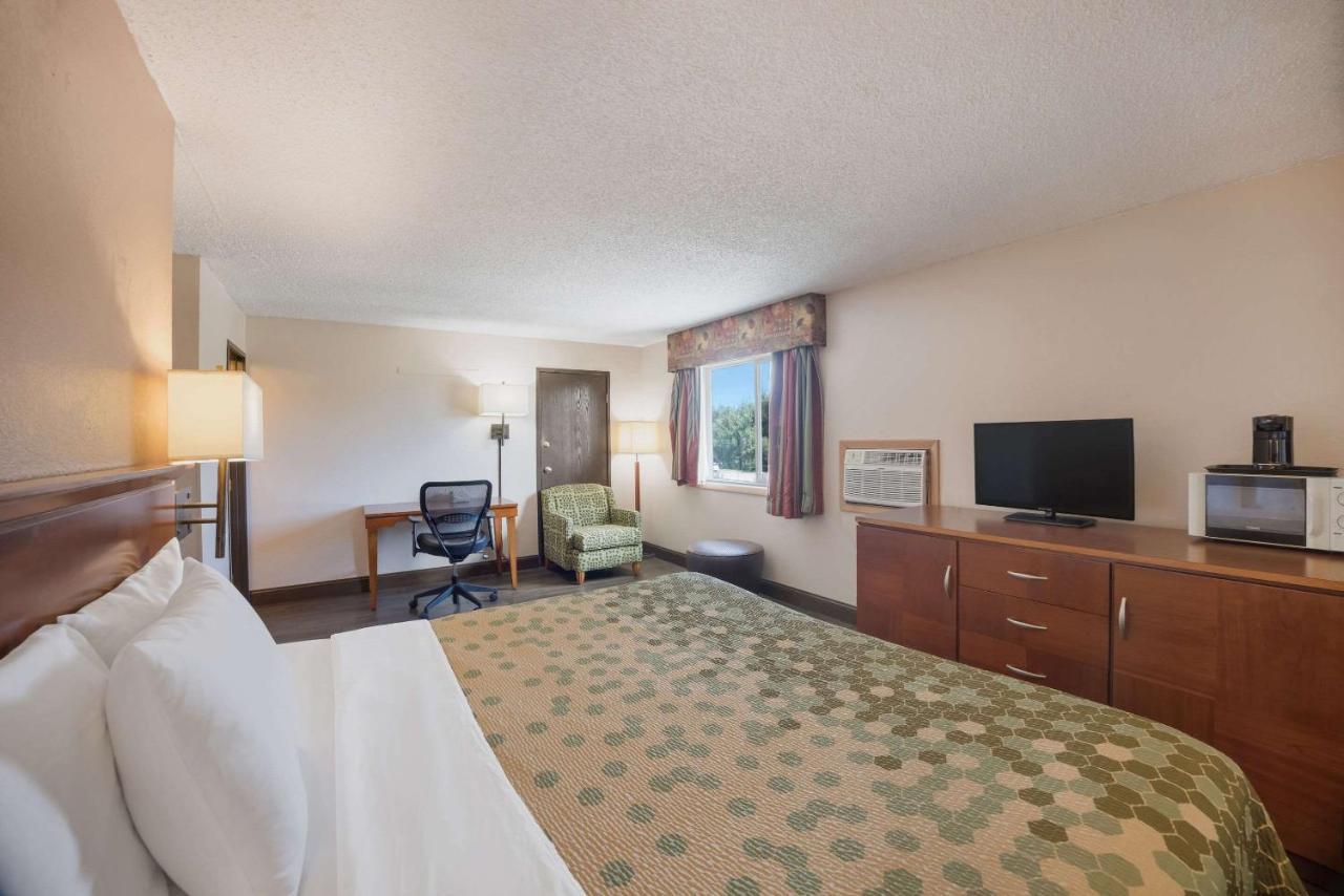 Rodeway Inn Colorado Springs Exteriér fotografie